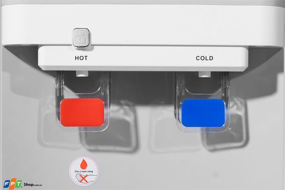 Cây nước nóng lạnh Karofi HC15 chất liệu bền bỉ